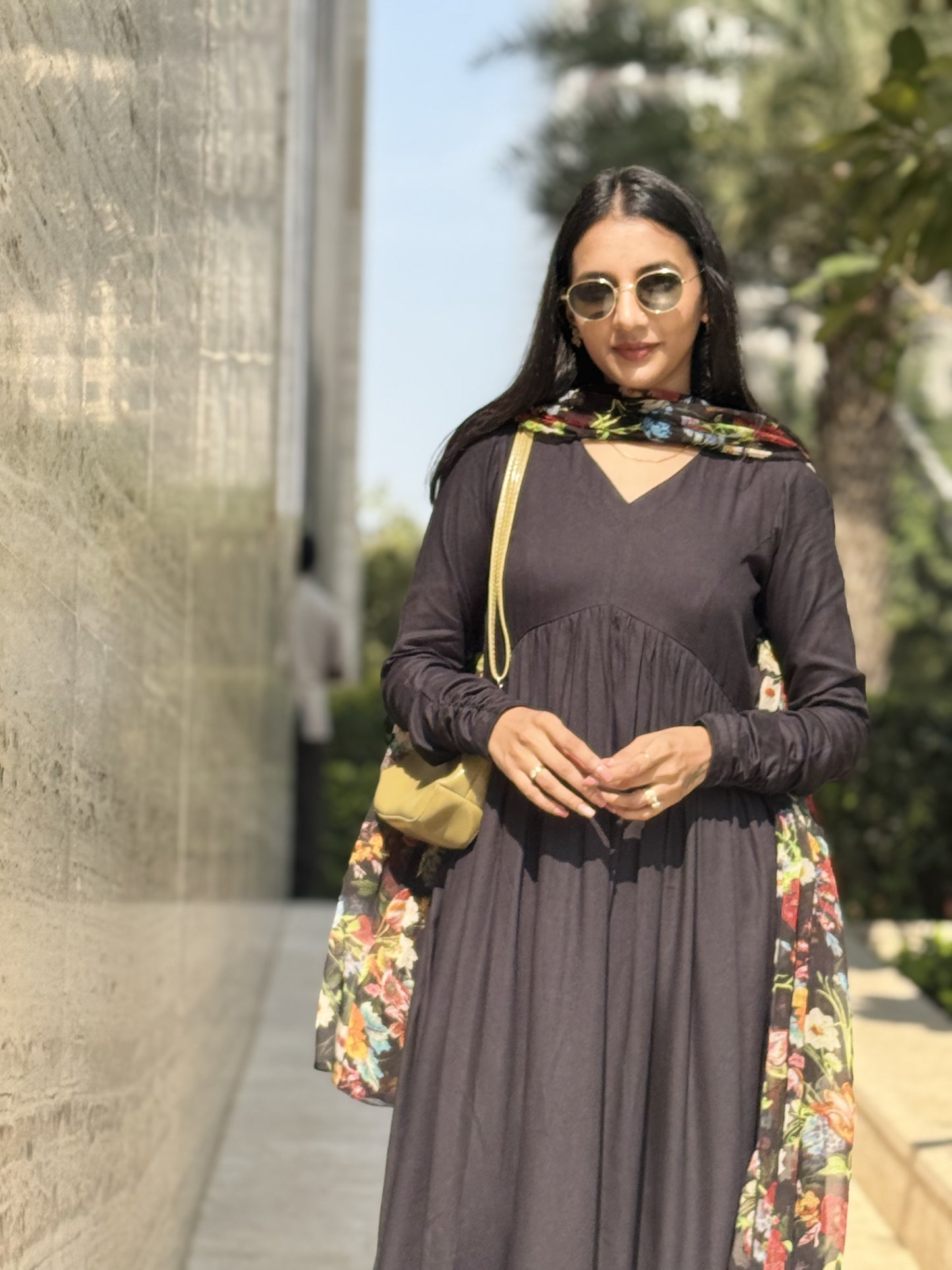 #MBA1849 Ruhaniyat kurta pant with dupatta- black