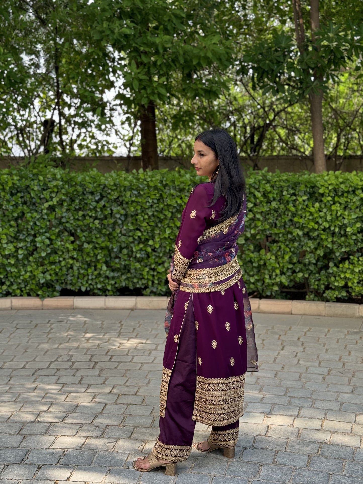 #MBA1686 Zari border suit set- Wine