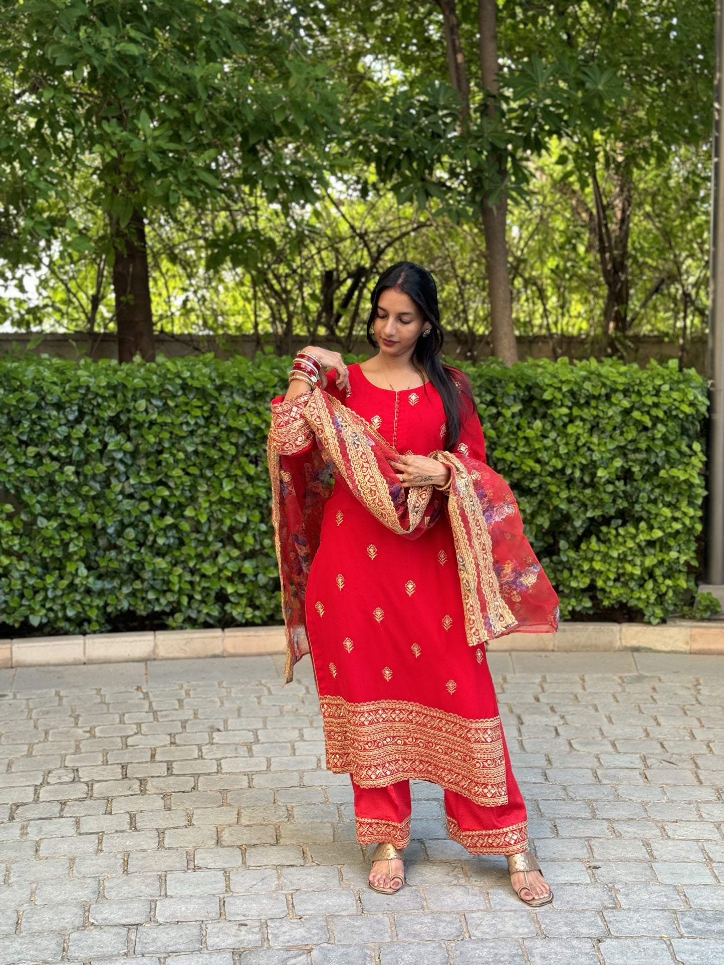 #MBA1689 Zari border suit set- Red