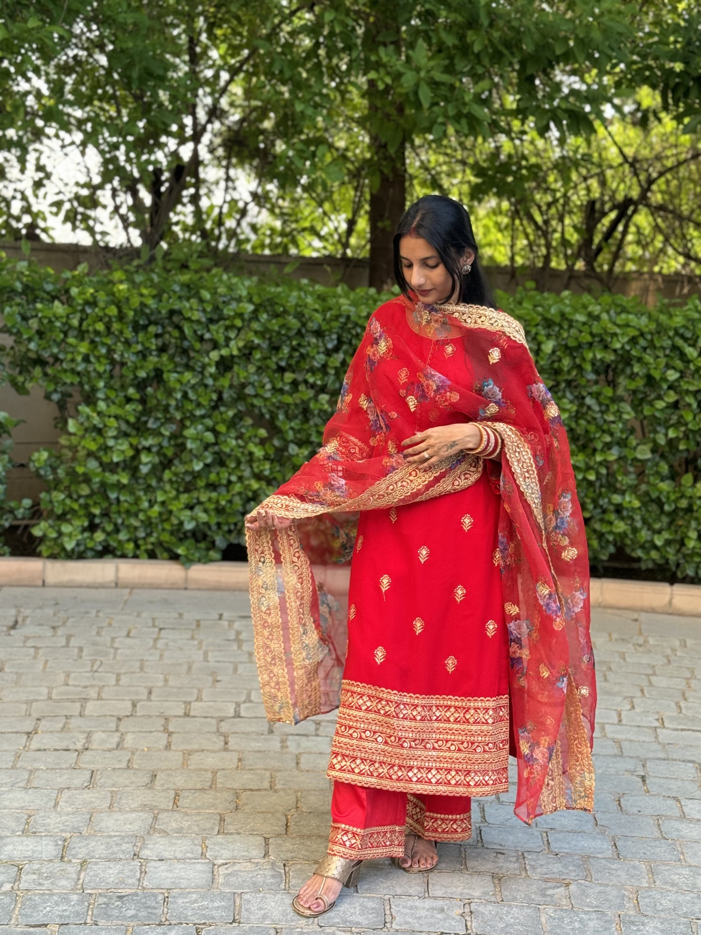 #MBA1689 Zari border suit set- Red