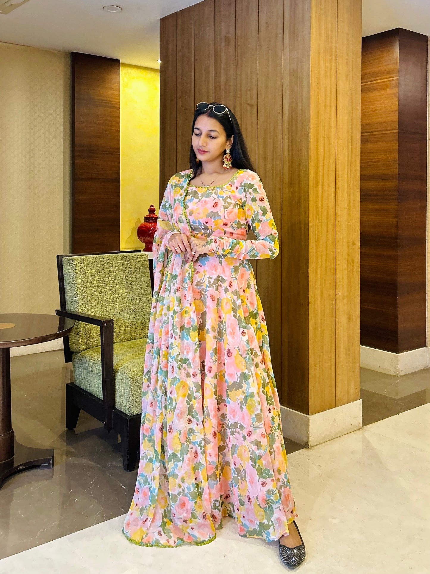 #MBA1660 Bageecha peach floral anarkali and dupatta