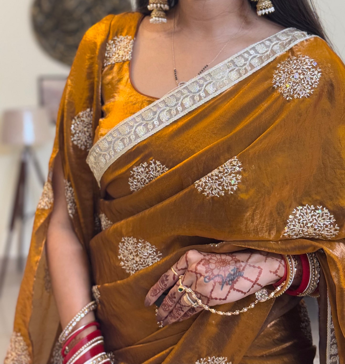 MBA2049 Bronze love 1 min saree and UNSTITCHED blouse