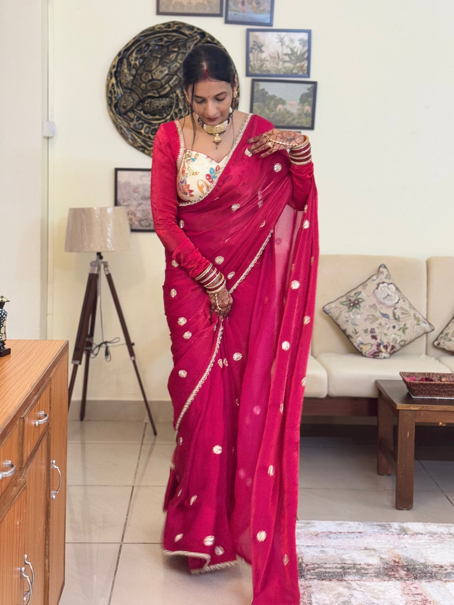 #MBA2040 Laal gulabi 1 min saree and blouse