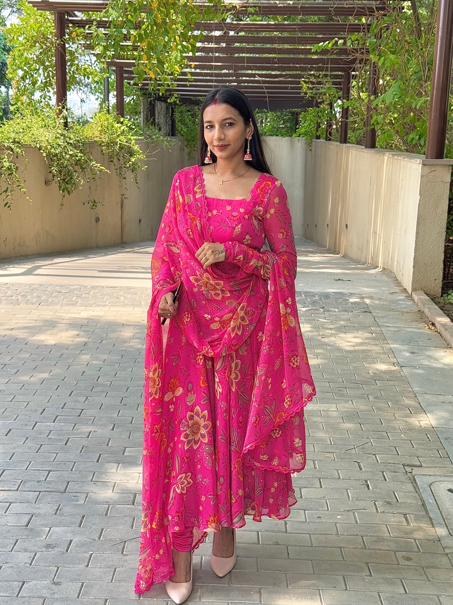 #MBA1957 Gaajri pink floral anarkali and dupatta