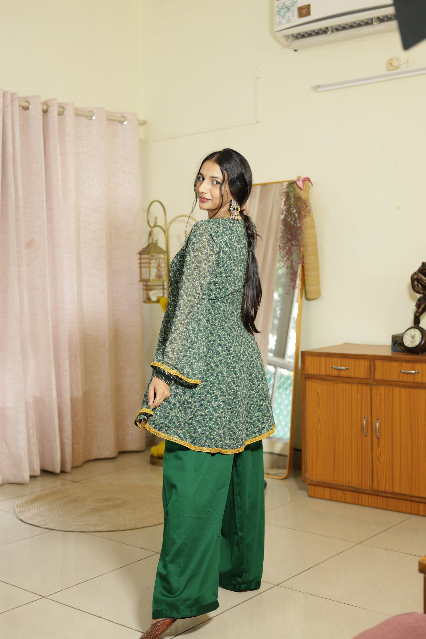 #MBA2141 Meher green kalidaar set