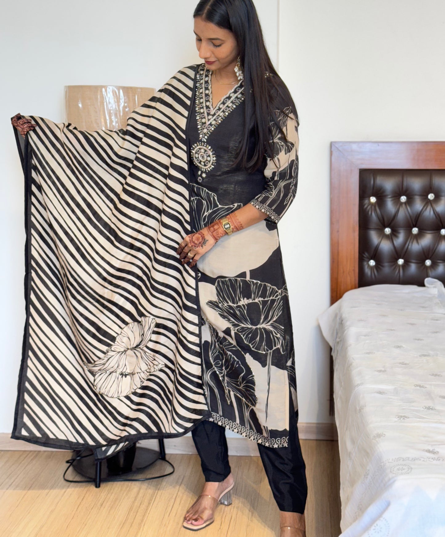 #MBA2021 Black tissue silk suit set