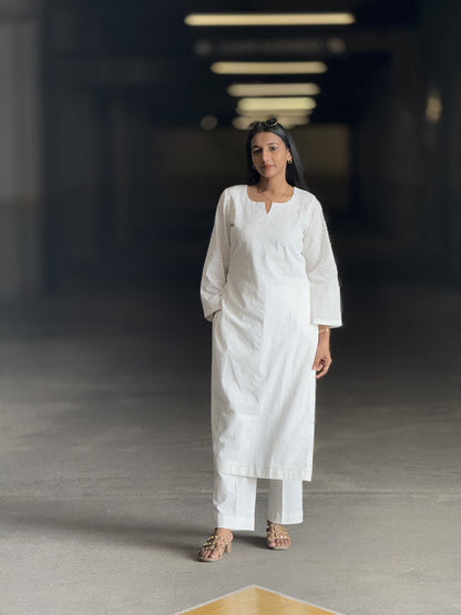 #MBA1932 Premium Cotton straight pants- white