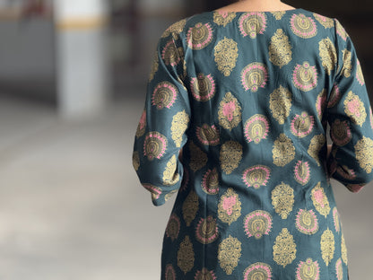 #MBA1935 Nazm Collection- Bottle green (quarter sleeves)