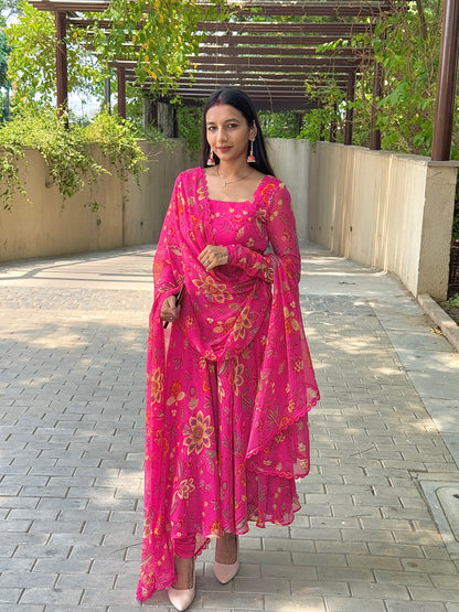 #MBA1957 Gaajri pink floral anarkali and dupatta