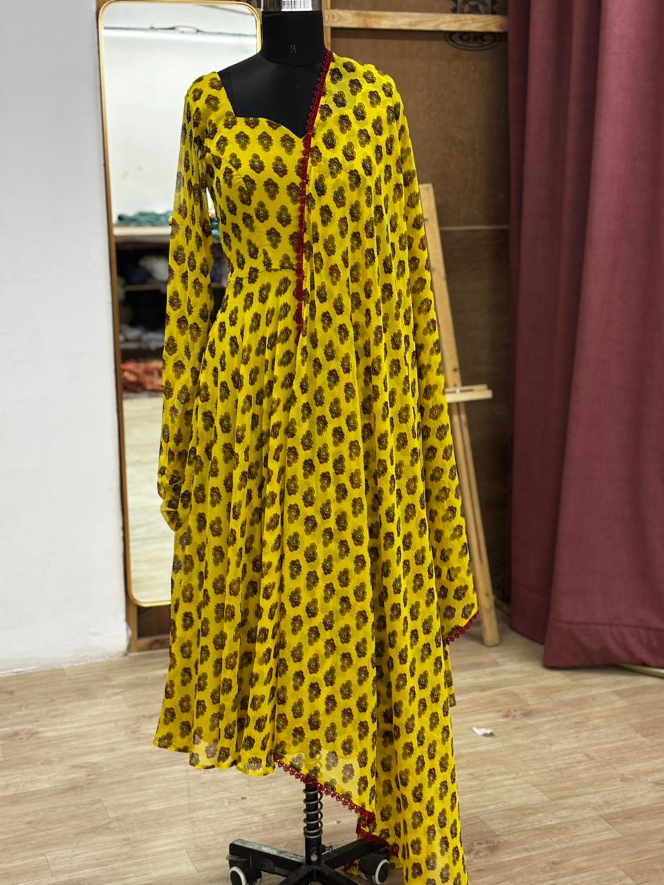 anarkali and dupatta